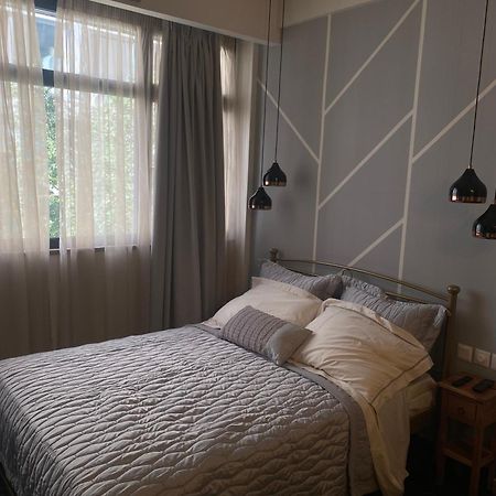Condo Next To Metro St Athens! Buitenkant foto