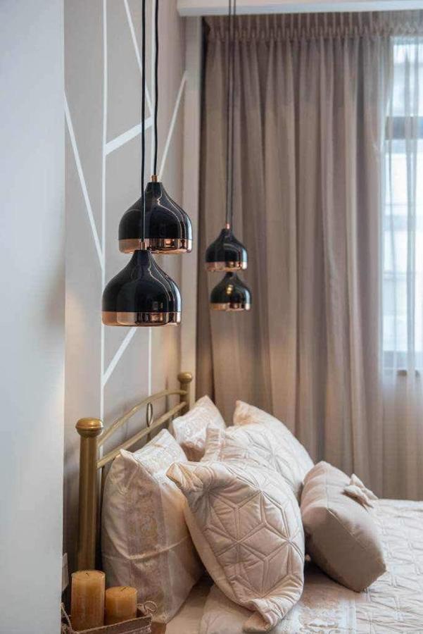 Condo Next To Metro St Athens! Buitenkant foto